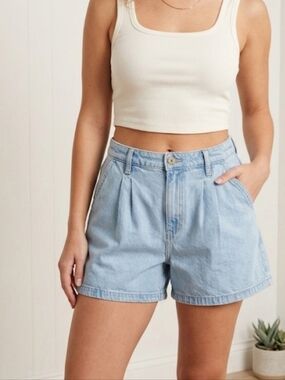 Hollister Ultra High Rise Livvi Cotton Shorts Size Medium Light Blue
